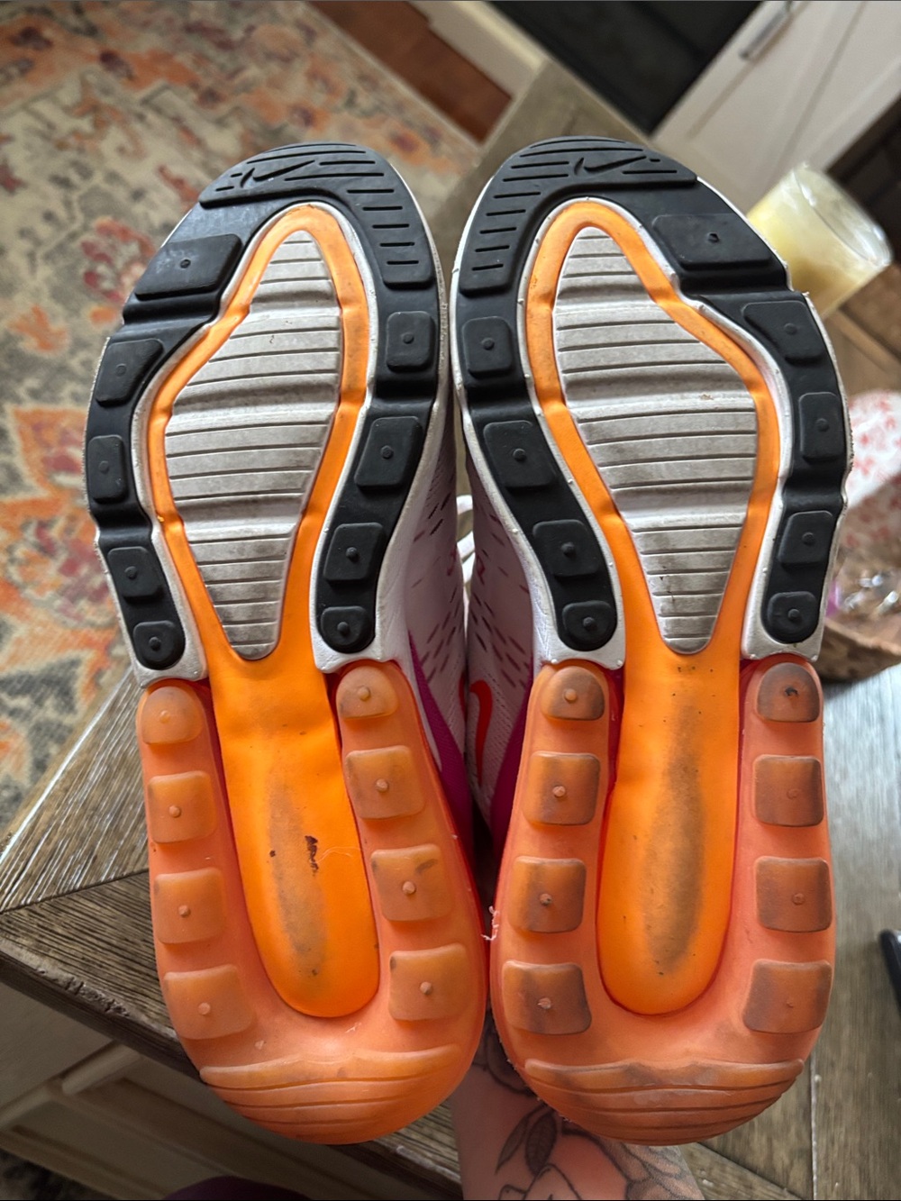 Nike Women’s Air Max 270 Fuchsia Dream Crimson - Picture 4 of 6